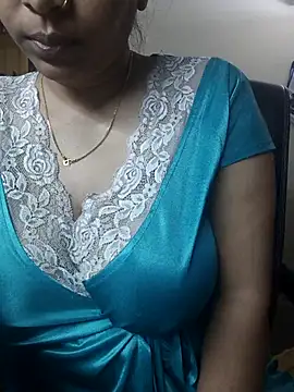 Snapshot of Madhavi_mishra chatting on November 25, 2025, 5:19 am Madhavi mishra online show from November 25, 2025, 5:19 am
