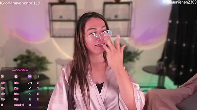 electra goddes online show from November 17, 2025, 9:19 pm