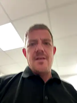 Snapshot of mrwright878787 chatting on September 25, 2025, 9:37 am mrwright878787 online show from September 25, 2025, 9:37 am