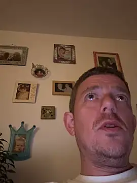 Snapshot of mrwright878787 chatting on January 11, 2025, 5:52 am mrwright878787 online show from January 11, 2025, 5:52 am