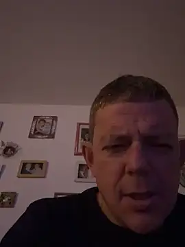 Snapshot of mrwright878787 chatting on March 1, 2025, 1:43 am mrwright878787 online show from March 1, 2025, 1:43 am