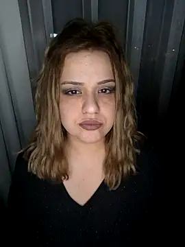 Snapshot of cansuozell chatting on November 13, 2025, 5:50 pm cansuozell online show from November 13, 2025, 5:50 pm