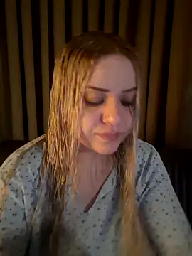 cansuozell online show from March 25, 2026, 7:13 pm