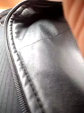 dulce celeste15 online show from December 5, 2025, 7:12 pm