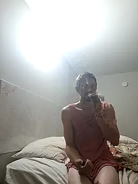 Snapshot of Puusy780 chatting on October 18, 2025, 2:24 am Puusy780 online show from October 18, 2025, 2:24 am