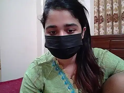 Snapshot of A-pusparani chatting on April 29, 2026, 3:38 pm A-pusparani online show from April 29, 2026, 3:38 pm