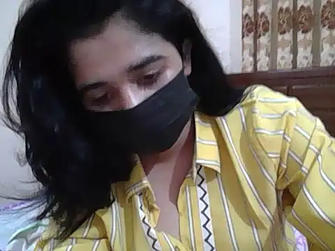 Snapshot of A-pusparani chatting on May 13, 2026, 10:28 pm A-pusparani online show from May 13, 2026, 10:28 pm