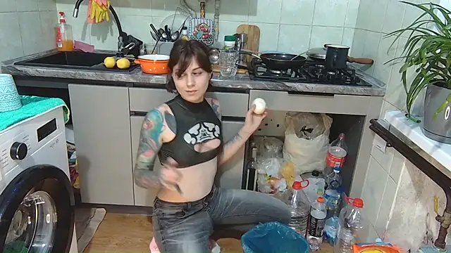 BroadFantasy online show from March 30, 2026, 6:42 pm