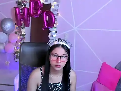 Snapshot of _ALLYSON18_ chatting on November 11, 2025, 12:11 pm ALLYSON18 online show from November 11, 2025, 12:11 pm