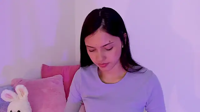 Snapshot of Brisa_blue chatting on June 10, 2026, 8:43 pm Brisa blue online show from June 10, 2026, 8:43 pm