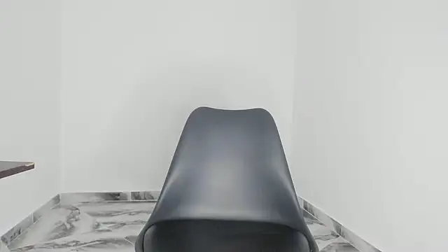 mikee scooth online show from November 27, 2025, 9:43 am