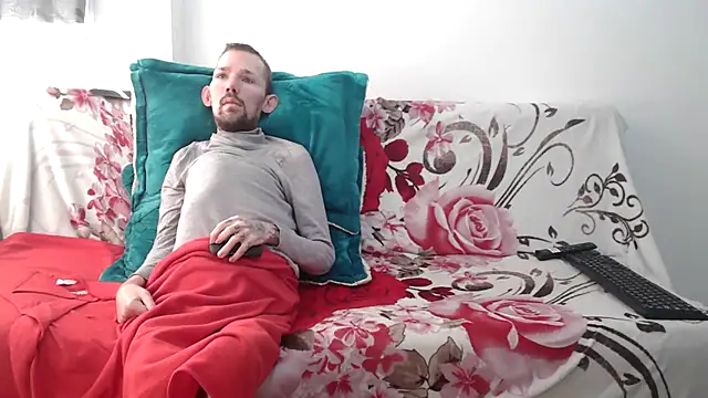 Sophia and Thomas online show from March 21, 2026, 8:13 pm