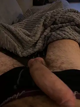 Snapshot of aekacam chatting on October 15, 2025, 8:28 pm aekacam online show from October 15, 2025, 8:28 pm