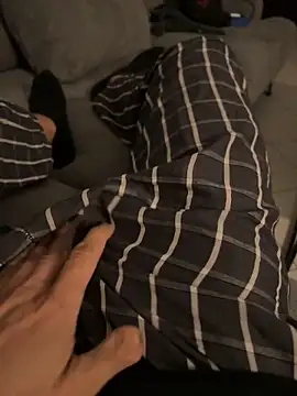 Snapshot of aekacam chatting on October 7, 2025, 11:17 pm aekacam online show from October 7, 2025, 11:17 pm