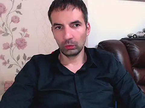 Leo 1617 online show from November 11, 2025, 6:25 pm