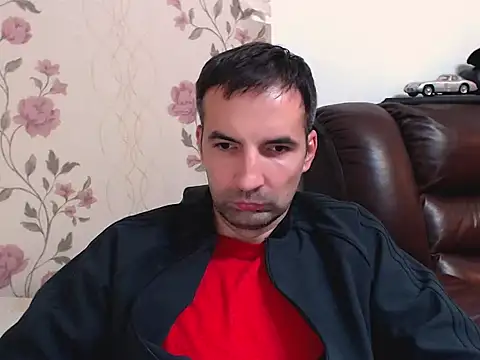 Leo 1617 online show from November 3, 2025, 4:43 pm