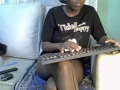 Caryyyl online show from February 3, 2026, 5:49 am