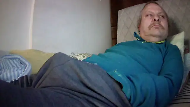 amylrmm1903 online show from February 8, 2026, 4:05 pm