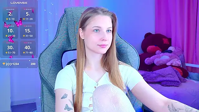 CuteMousee online show from February 10, 2026, 5:50 am