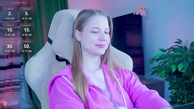 Snapshot of CuteMousee chatting on November 9, 2025, 9:24 am CuteMousee online show from November 9, 2025, 9:24 am