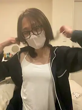 mel  mel online show from March 28, 2026, 2:18 pm