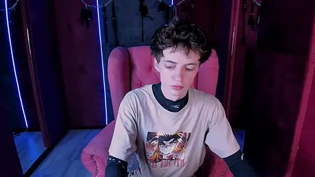 Snapshot of LukeSweet chatting on January 16, 2026, 10:41 am LukeSweet online show from January 16, 2026, 10:41 am