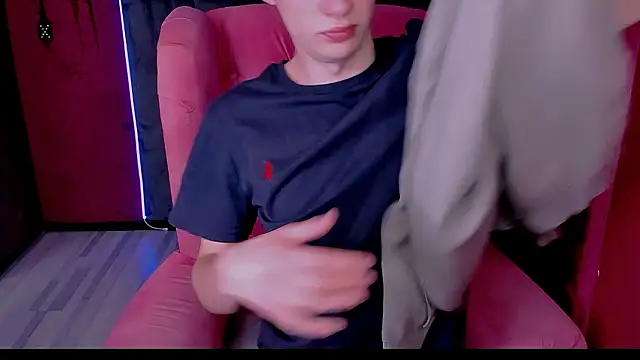 Snapshot of LukeSweet chatting on February 3, 2026, 8:30 am LukeSweet online show from February 3, 2026, 8:30 am