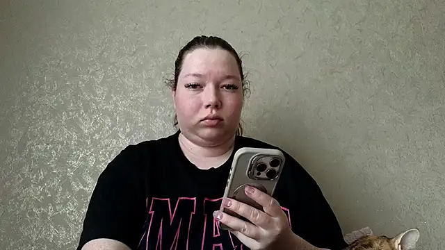 Blush Lolaa online show from June 2, 2026, 10:48 am
