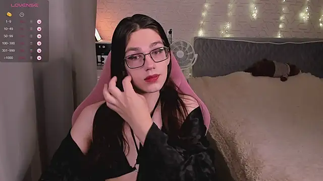 Snapshot of Alfreda_Mills chatting on September 14, 2025, 10:37 am Alfreda Mills online show from September 14, 2025, 10:37 am