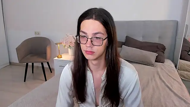 Snapshot of Alfreda_Mills chatting on September 21, 2025, 10:42 am Alfreda Mills online show from September 21, 2025, 10:42 am