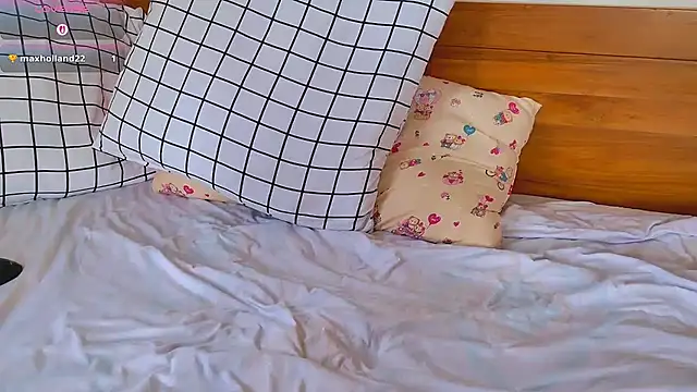 Snapshot of SashaStory chatting on January 7, 2026, 8:08 am SashaStory online show from January 7, 2026, 8:08 am