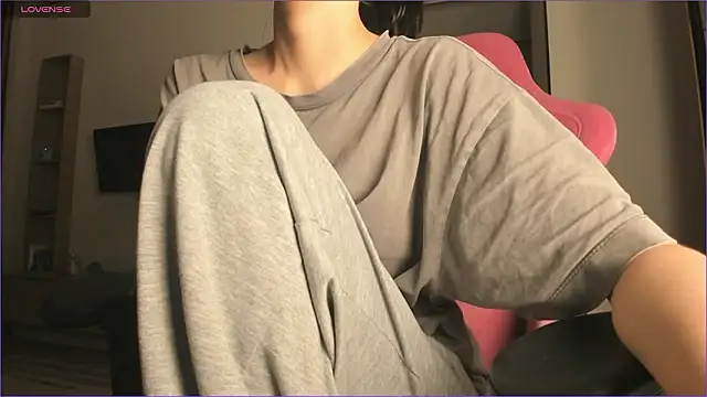 Snapshot of sweetiebunny22 chatting on February 18, 2026, 12:01 pm sweetiebunny22 online show from February 18, 2026, 12:01 pm