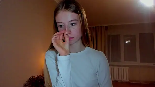 Snapshot of minidivaa_ chatting on October 1, 2025, 6:23 pm minidivaa online show from October 1, 2025, 6:23 pm