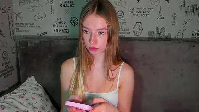 Snapshot of minidivaa_ chatting on November 25, 2025, 9:37 pm minidivaa online show from November 25, 2025, 9:37 pm