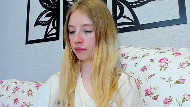 Snapshot of minidivaa_ chatting on January 21, 2025, 9:15 pm minidivaa online show from January 21, 2025, 9:15 pm