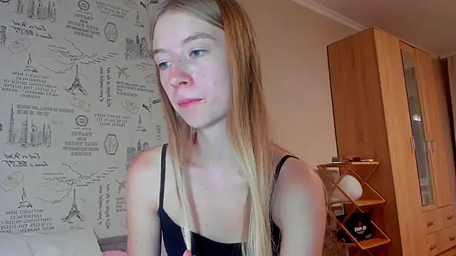 Snapshot of minidivaa_ chatting on September 23, 2025, 5:09 pm minidivaa online show from September 23, 2025, 5:09 pm