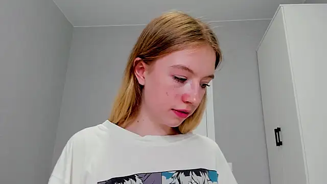 Snapshot of minidivaa_ chatting on January 24, 2025, 11:12 pm minidivaa online show from January 24, 2025, 11:12 pm