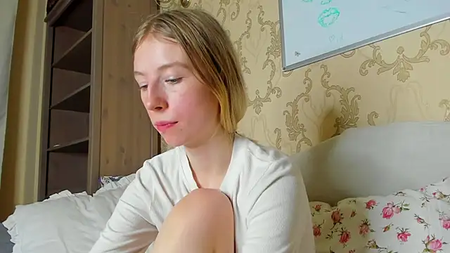 Snapshot of minidivaa_ chatting on December 30, 2024, 11:38 pm minidivaa online show from December 30, 2024, 11:38 pm