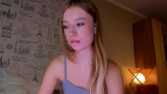 Snapshot of minidivaa_ chatting on November 10, 2025, 8:47 pm minidivaa online show from November 10, 2025, 8:47 pm