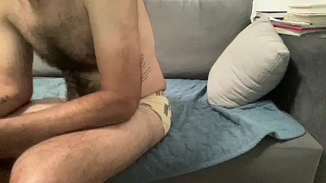 4small4inchlol online show from July 6, 2026, 7:38 pm