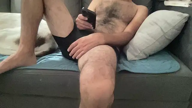 4small4inchlol online show from June 27, 2026, 12:22 pm