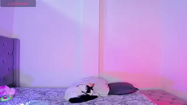 Snapshot of samara_jonness chatting on November 27, 2025, 2:01 am samara jonness online show from November 27, 2025, 2:01 am