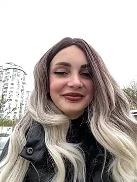 Snapshot of SandraCarter chatting on March 21, 2025, 7:11 am SandraCarter online show from March 21, 2025, 7:11 am