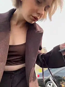 Snapshot of SandraCarter chatting on November 24, 2025, 7:19 am SandraCarter online show from November 24, 2025, 7:19 am