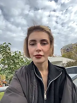 Snapshot of SandraCarter chatting on October 24, 2025, 7:18 am SandraCarter online show from October 24, 2025, 7:18 am