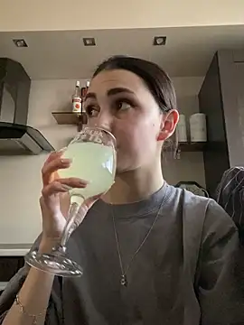 Snapshot of SandraCarter chatting on March 7, 2025, 3:07 pm SandraCarter online show from March 7, 2025, 3:07 pm