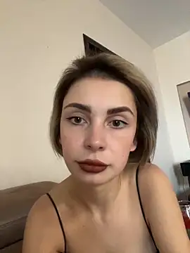 Snapshot of SandraCarter chatting on October 9, 2025, 6:03 am SandraCarter online show from October 9, 2025, 6:03 am