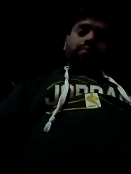 Snapshot of Bullgardenrnc123 chatting on November 21, 2025, 2:05 pm Bullgardenrnc123 online show from November 21, 2025, 2:05 pm