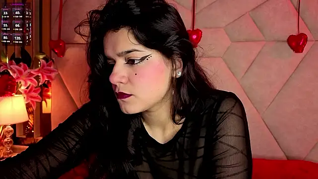 Snapshot of ValerieKay_ chatting on February 10, 2026, 1:32 pm ValerieKay online show from February 10, 2026, 1:32 pm