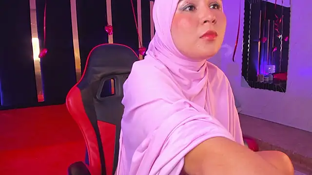 Snapshot of SamiQuest chatting on February 5, 2026, 4:08 am SamiQuest online show from February 5, 2026, 4:08 am